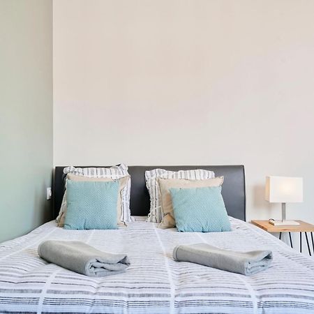 Locationstourcoing - Le Croise Appartement Buitenkant foto