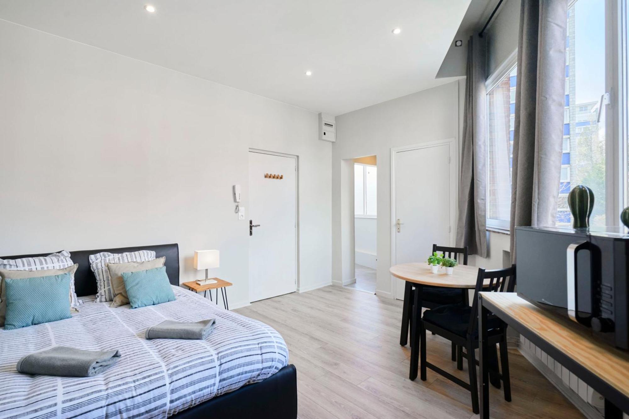 Locationstourcoing - Le Croise Appartement Buitenkant foto
