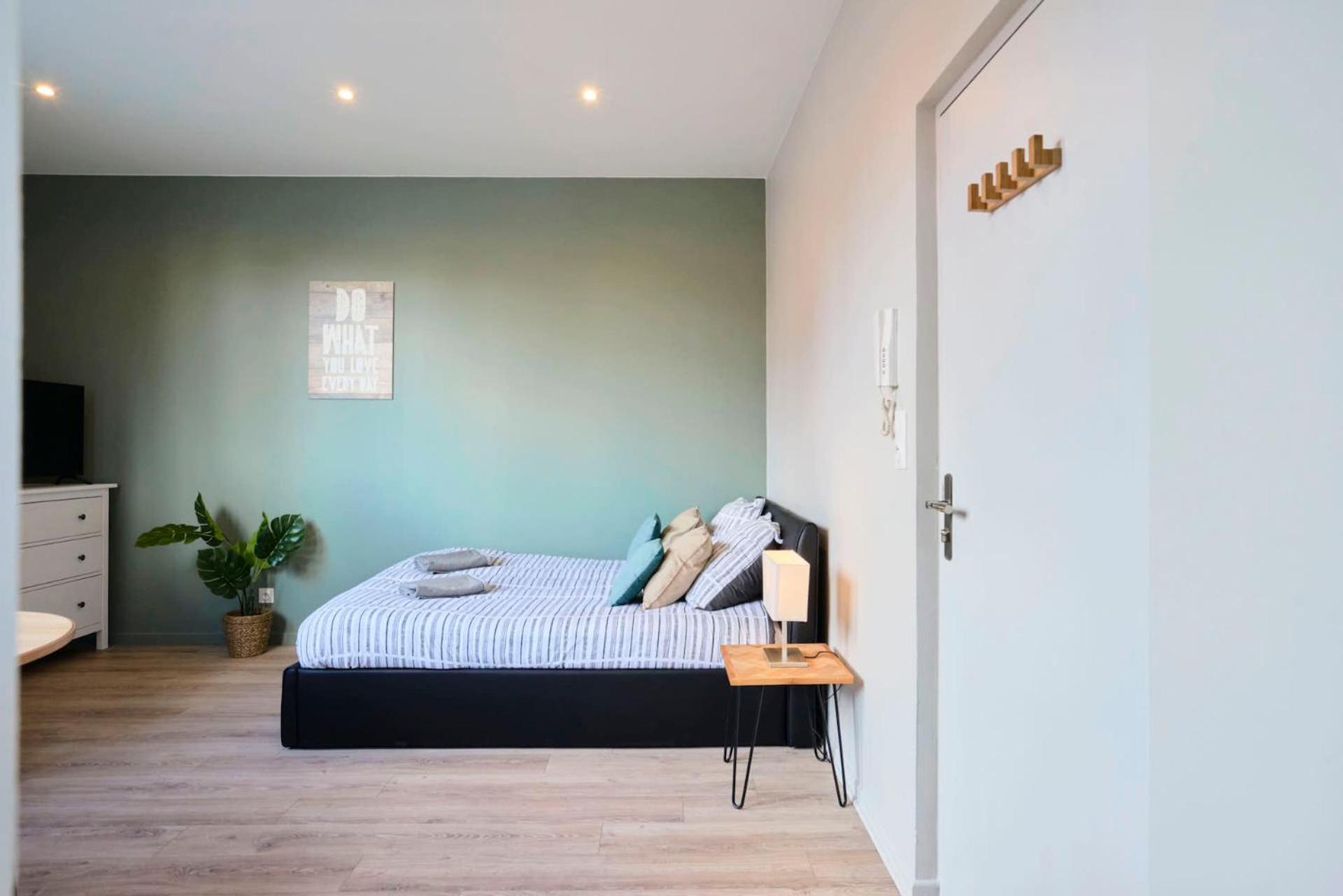 Locationstourcoing - Le Croise Appartement Buitenkant foto